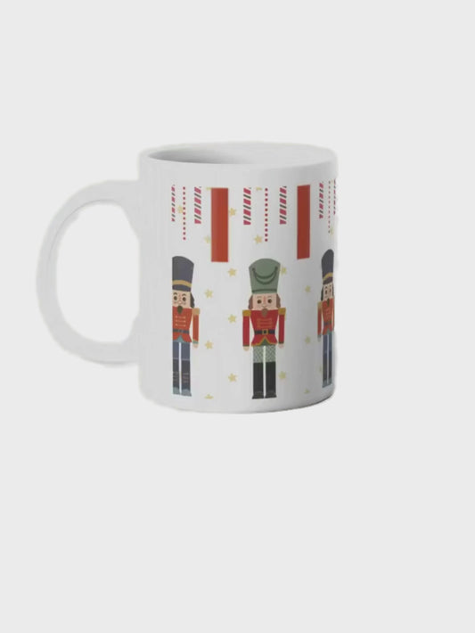 Taza Cascanueces